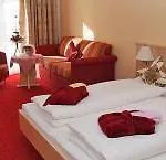 Residenz Dunza Hotel Garni 3*