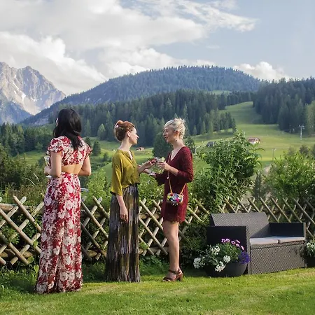 Residenz Dunza Garni Otel