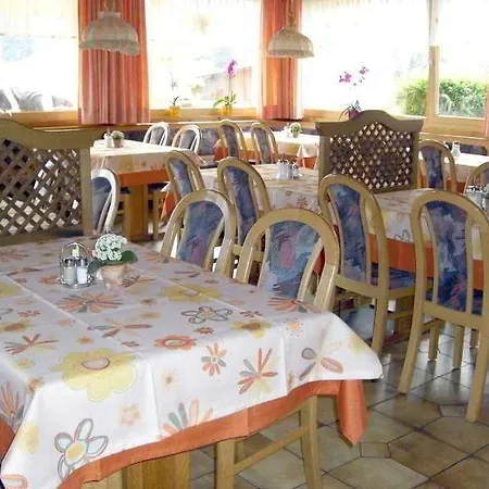 Residenz Dunza Garni Hotel